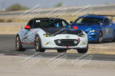 media/Sep-20-2025-Extreme Speed (Sat) [[1fcc23683c]]/Orange (Mid Intermediate)/Session 1 (Sunset)/